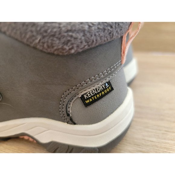 Keen toddler size 11 snow boot - Picture 6 of 9